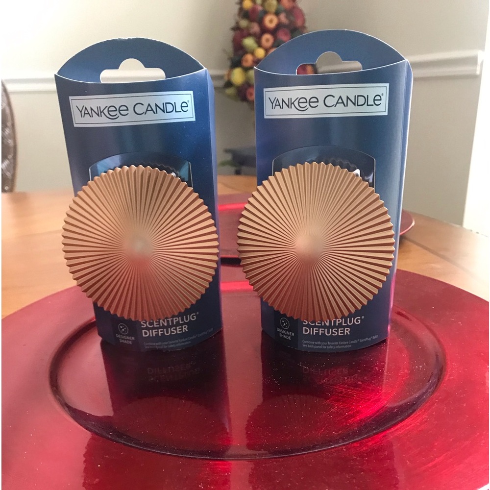 New Unique Designer Shade Yankee Candle Scent-plug Diffuser!